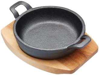 Artesà mini cast casserole with board