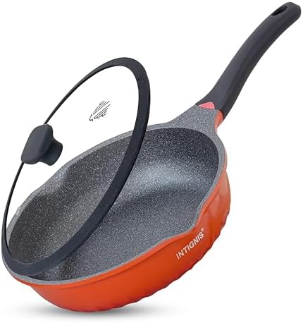 Deep ceramic sauté pan with lid